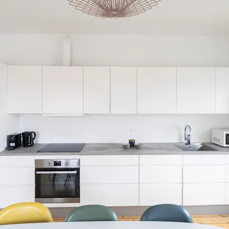 Beautiful And Bright 4-Br - 51 Lägenhet