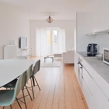Lägenhet Beautiful And Bright 4-Br - 51 Hellerup